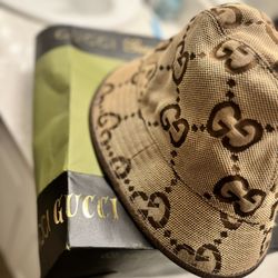 Gucci Bucket 
