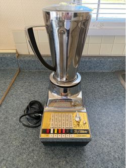 Antique Old Montgomery Wards Metal 6 Speed Blender !!!!!