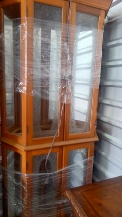 Curio cabinet