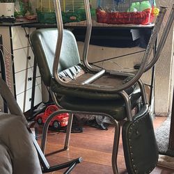 2 vintage chairs