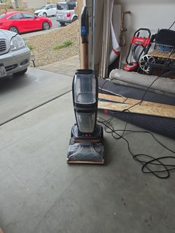 Bissell Floor Finishing Machine (Carpet Shampooer)