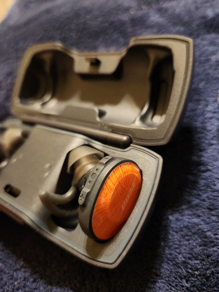 BOSE Soundsport Headphones 