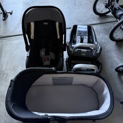 Britax Willow S Car Seat + Bases + Stroller + Basinet attachment