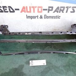 2016 - 2017 - 2018 - 2019 - 2020 - 2021 TOYOTA TACOMA FRONT BUMPER COVER OEM AW67375