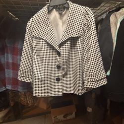 Vintage/Ashley Stewart/ Blk N White Top/jacket