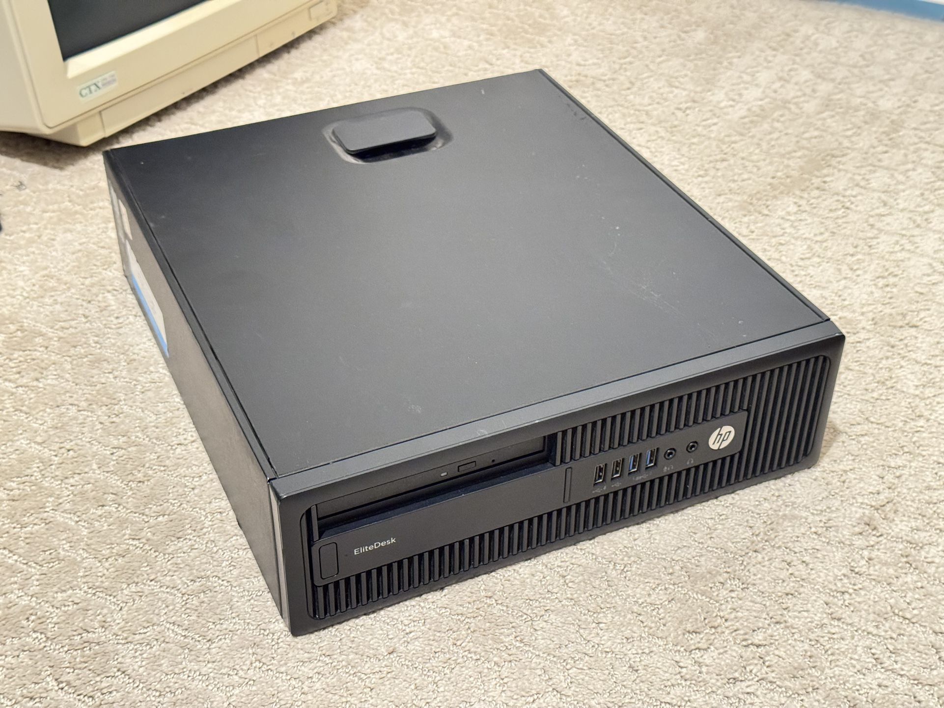 HP Pavilion computer i5 6500 500gb SSD 16gb Ram
