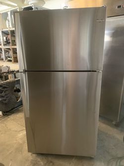 Fridge Whirlpool good condition 90 days warranty Refry Whirpool buenas Condiciones 90 dias de Garantia