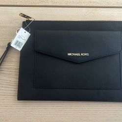 Michael Kors Clutch 
