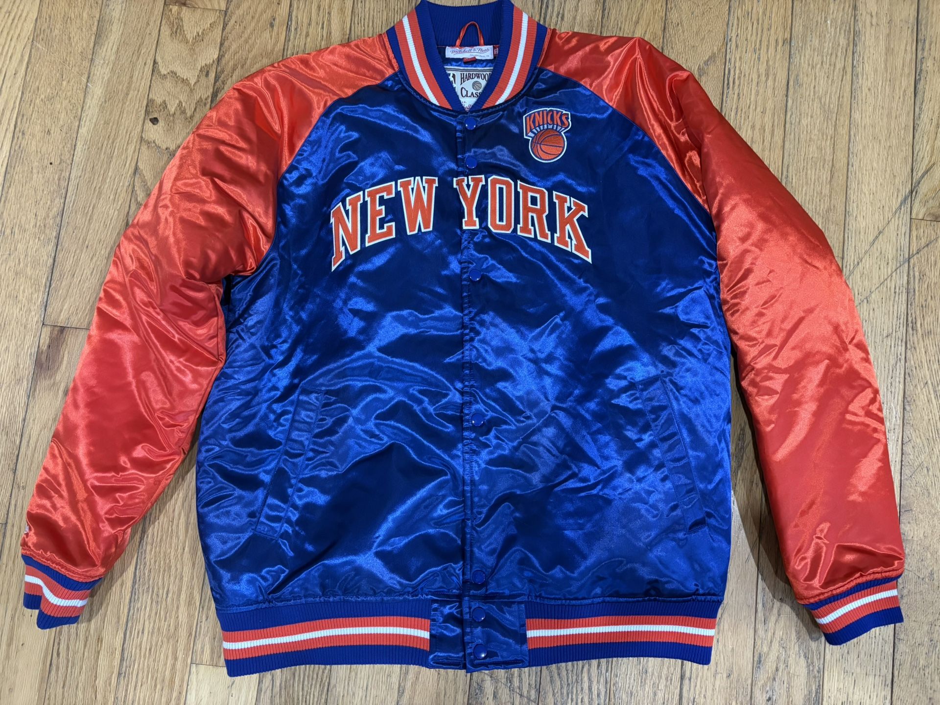 New Knicks Jacket 2XL Adidas Carhartt Bike Scooter Jersey Weights Sneakers Yankees Mets Knicks Jets Jacket Nike Jordan Patagonia