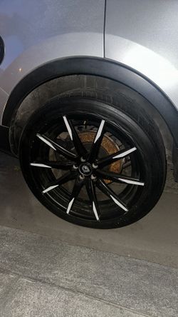 22 Inch Lexani 265/40/22