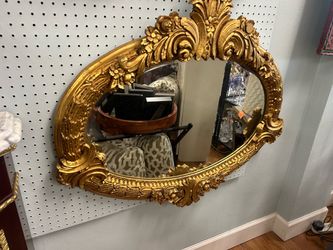 Vintage French Rococo Oval Gold Gilt Wood Mirror 37” W x 33” H