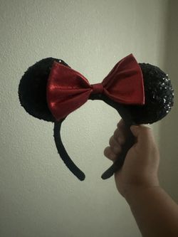 Disneyland minnie mouse ears