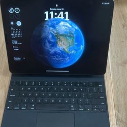 Ipad Pro 6th Gen 12.9 Inches (Magic Keyboard + Apple Pencil Gen2 Included)