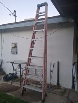 A frame/ extension  ladders