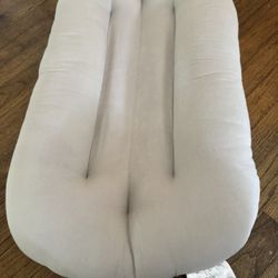Snuggle Me / Snug Me Infant Lounger - Like New 