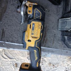 Dewalt Multi-tool 20V Tool Only 