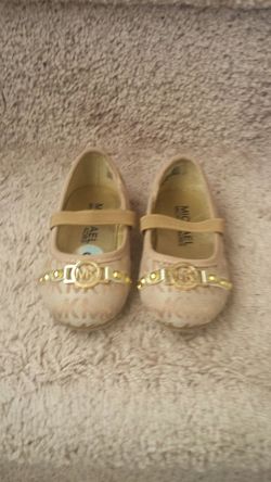 Toddler girls gold signature Michael Kors flats, sz. 6