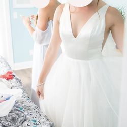 Designer Wedding Dress - Sarah Seven “Lorelei” Size 4