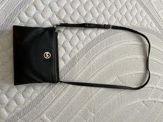 Michael Kors, Black And Gold Purse