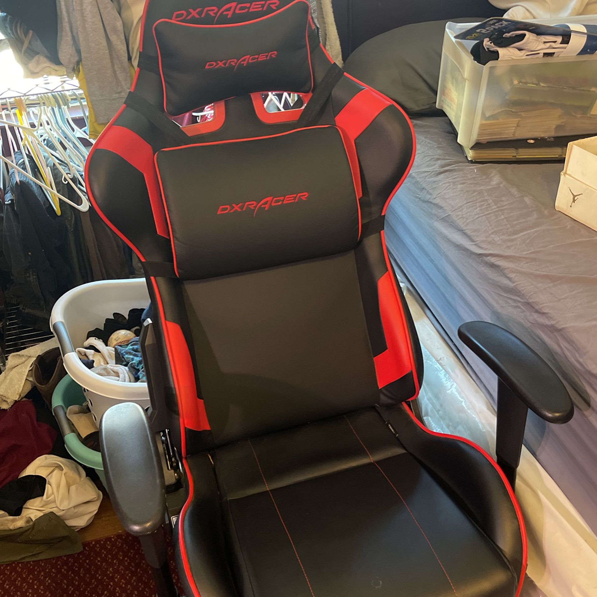 Dx Racer Chair 