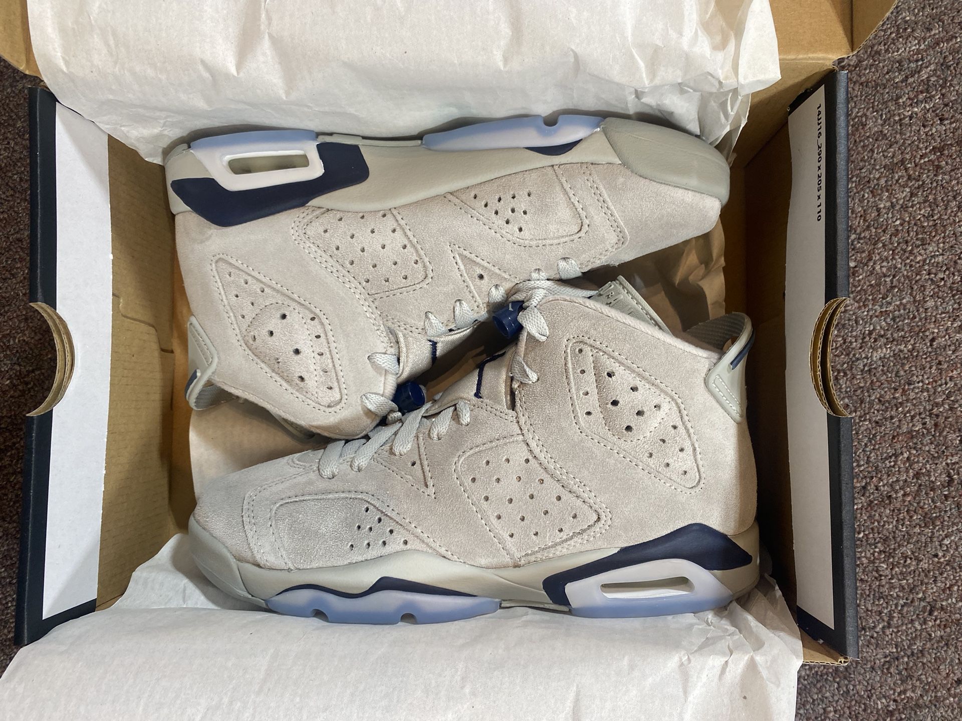 Jordan 6 Retro “Georgetown”