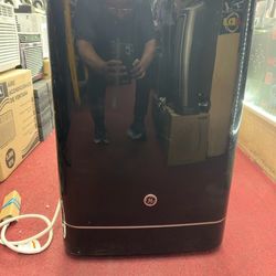 14000btu Portable Ac/ Heater Both By GE WiFi Smart.  Complete Set New.
