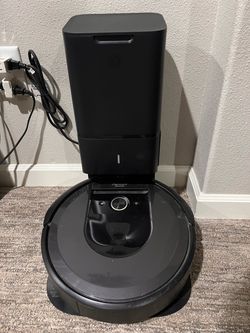 Roomba I7+
