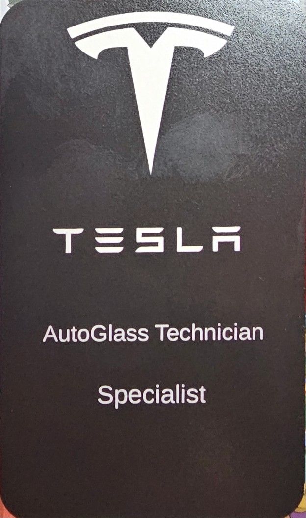 Tesla AutoGlass Specialist