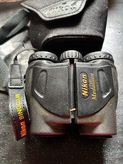 Nikon 10x21 binoculars