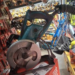 MAKITA CORDED  WORK DRIVE   CIRCULAR SAW  7 1/4 IN 