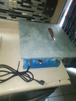 Tile saw