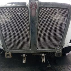 Kenworth 2020  Full Part out Fast 