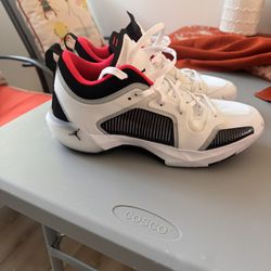 Air Jordan 37 XXXVII Low - Men’s Size 12 - White/Red/Black