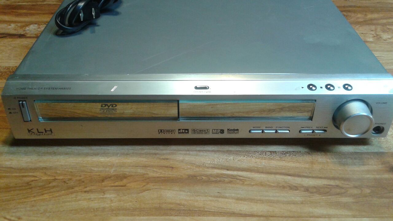 KLH HOME THEATER SYSTEM HA9000 DVD PLAYER WITH 5 SPEAKERS