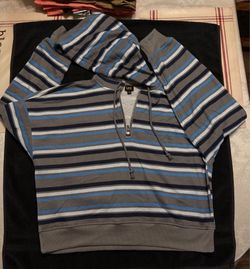 Lee sweater brand new!