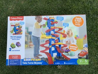 Little People Take Turns Skyway Wheelies Racetrack Set 3 Different Tracks