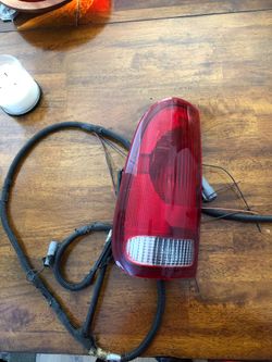Ford F-250 tail light