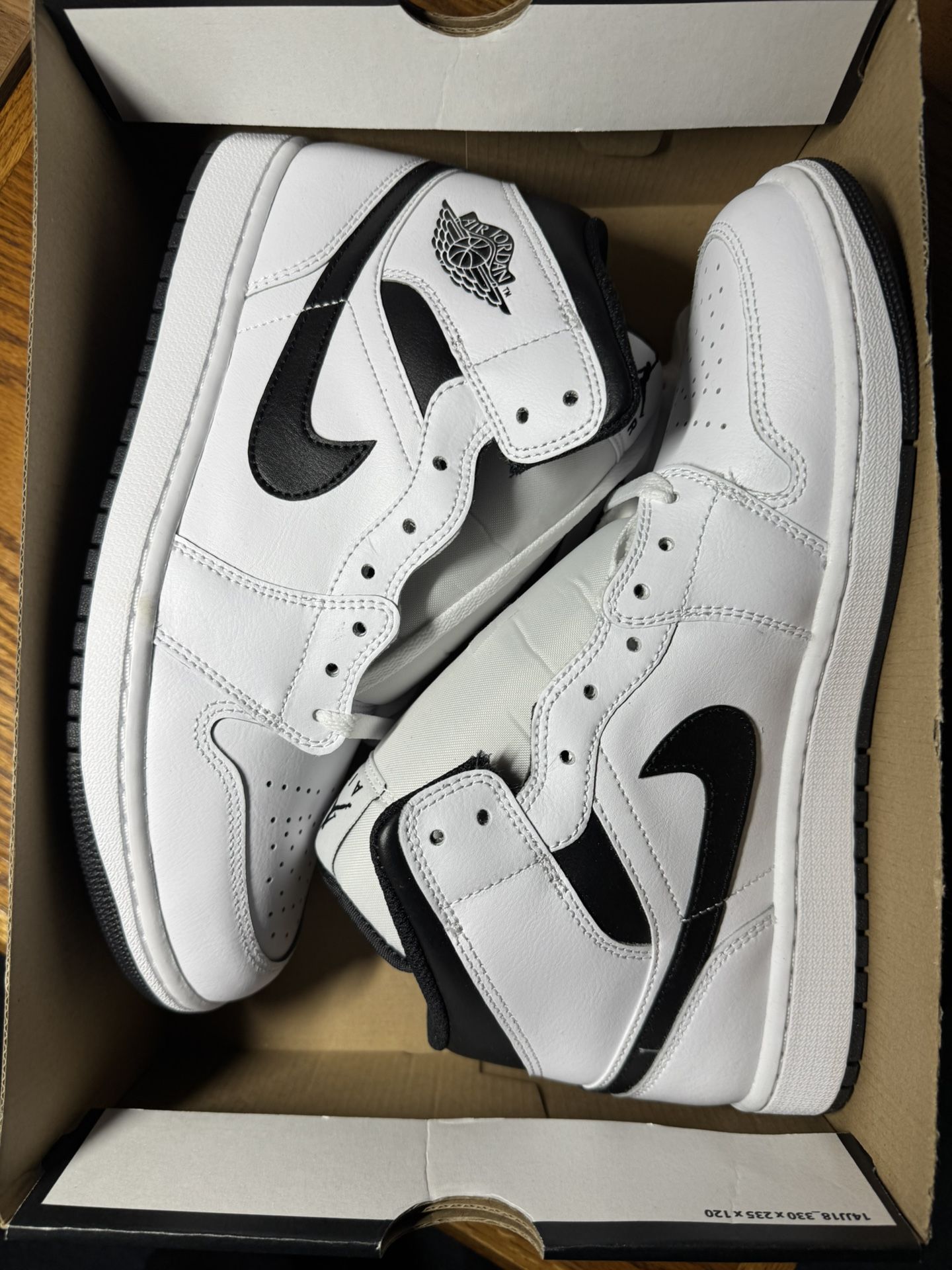 Air Jordan 1