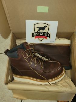 Irish Setter by Red Wing