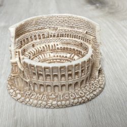 Vintage Roman Colosseum Statue Model, Ancient Roman Architecture Table Decor, made in Italy   
