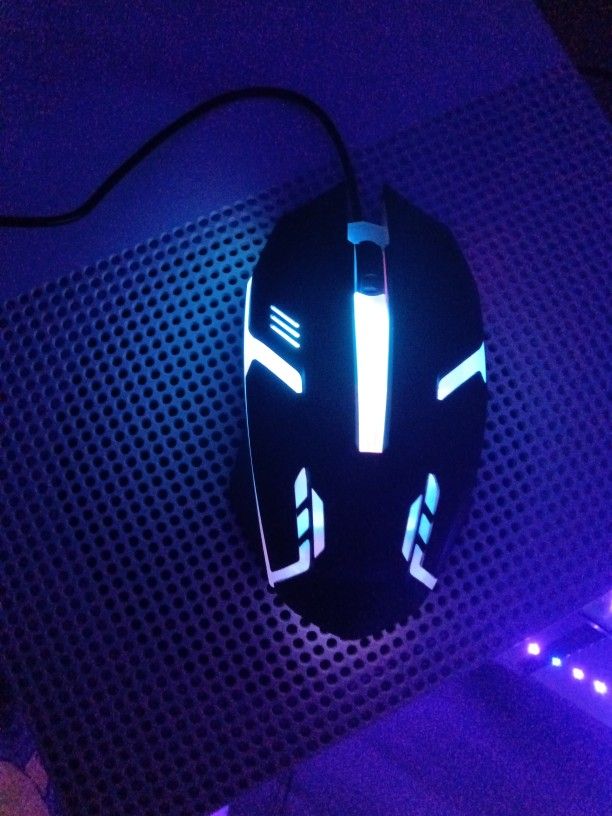 Comes With Computer 