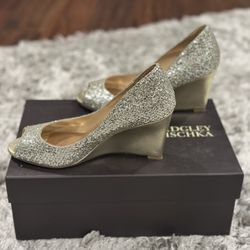 Holiday Shoes!  Badgley Mischka Wedges
