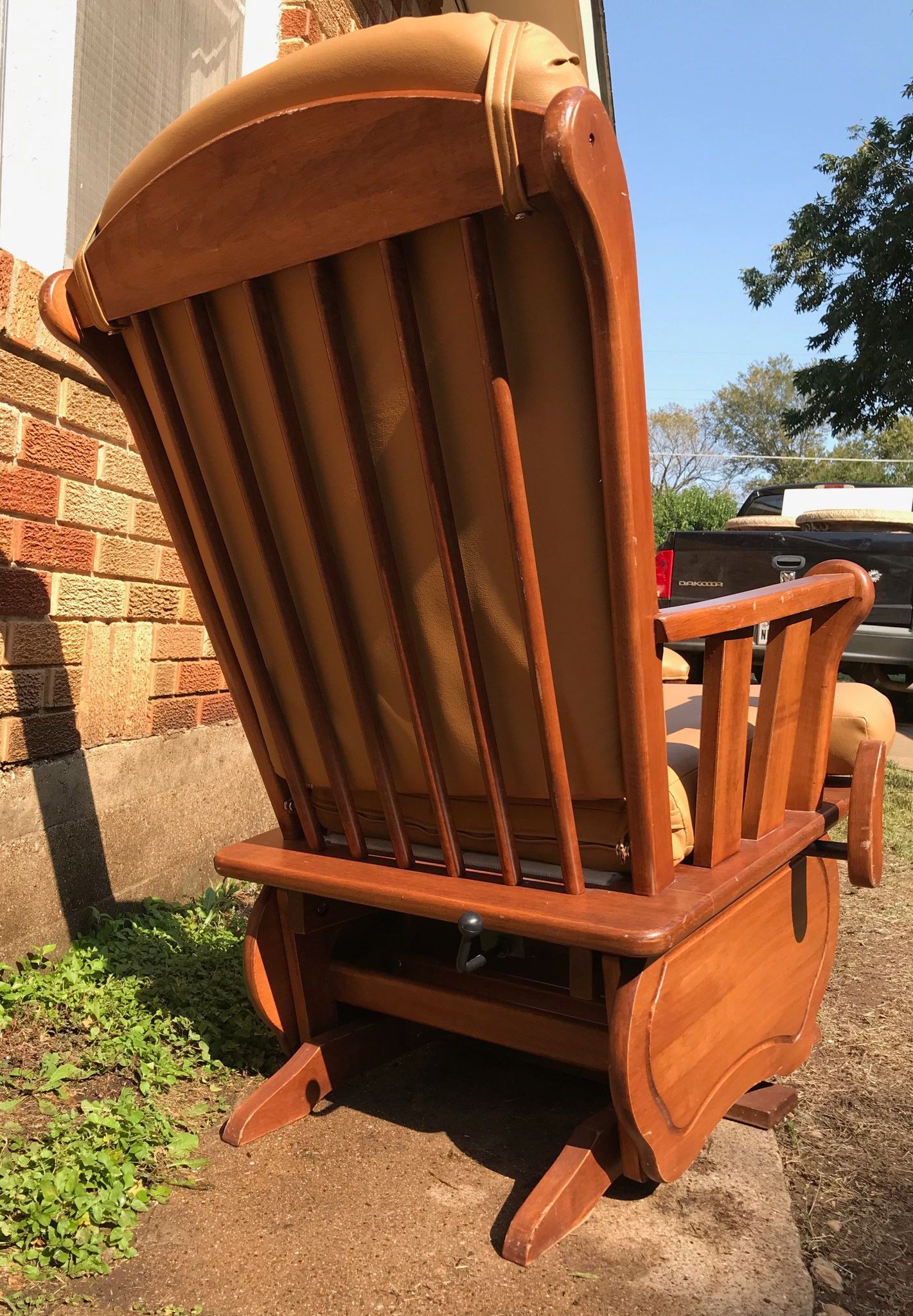 Newport Highback Glider Chair