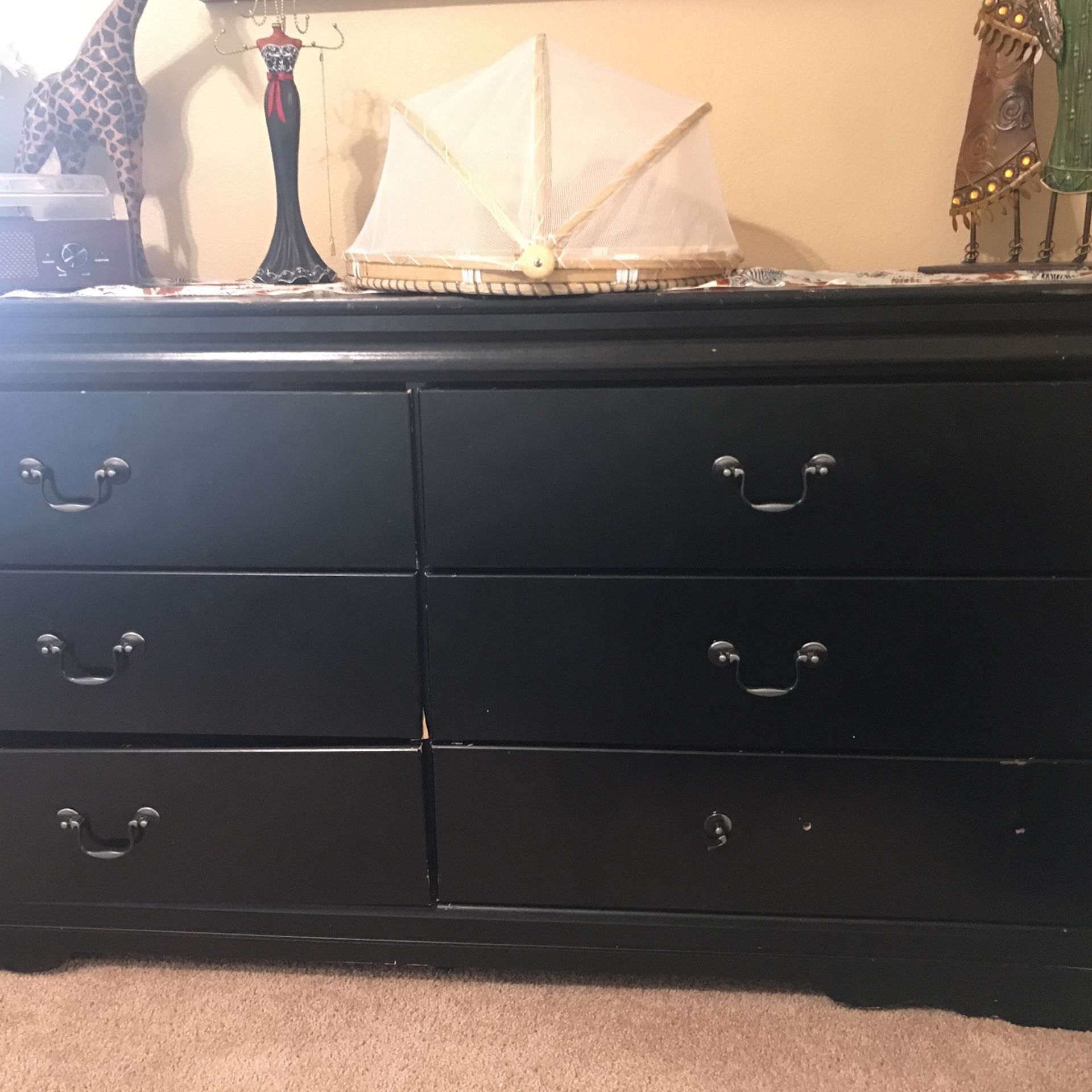 Dresser