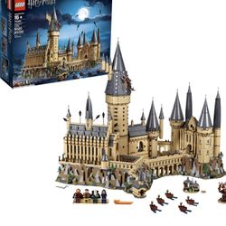 Brand New Lego 71043 Harry Potter Hogwarts Castle