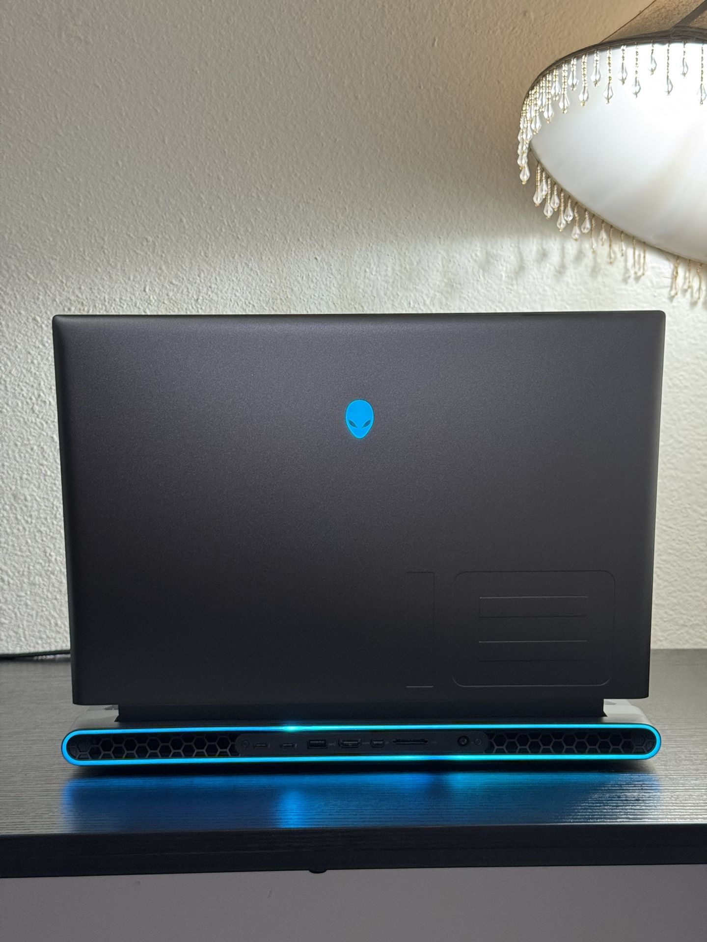 Dell Alienware M18 R2 165Hz QHD+ 2024 2.2 GHz i9-14900HX 32GB 1TB RTX 4070