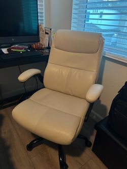 Desk chair cream color