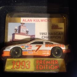 New Vintage Alan Kulwicki NASCAR 164th Scale