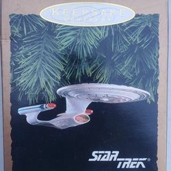 Hallmark Star Trek Enterprise D Ornament 