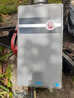 Natural Gas tankless waterheater.